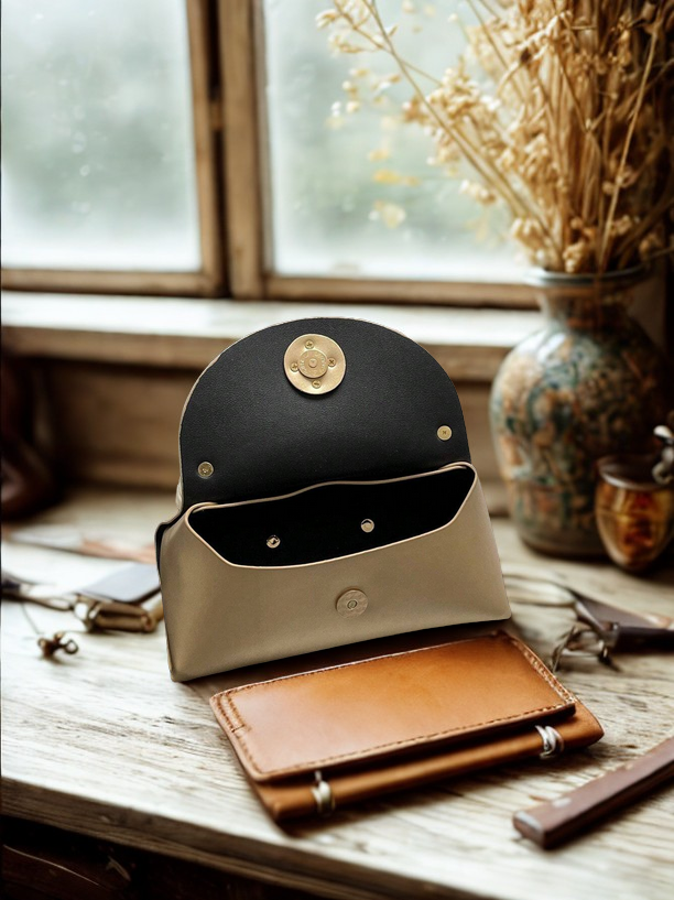 Lucy Handbag